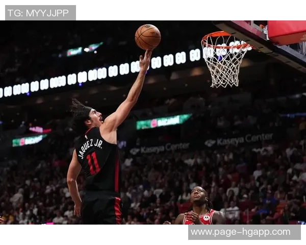 热火明日对阵雷霆希罗场均219分状态成疑能否出战引关注