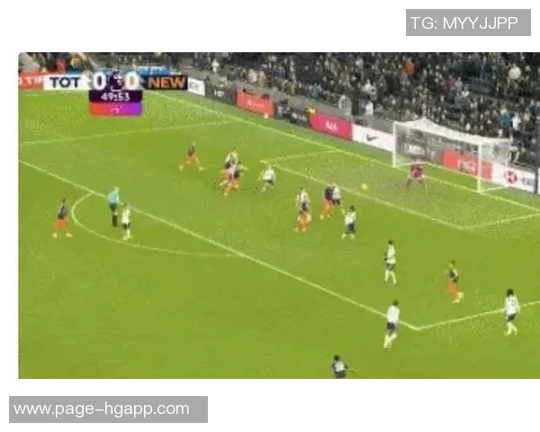 英超积分榜混乱不堪热刺稳居第三曼联与多队同分争夺第七位